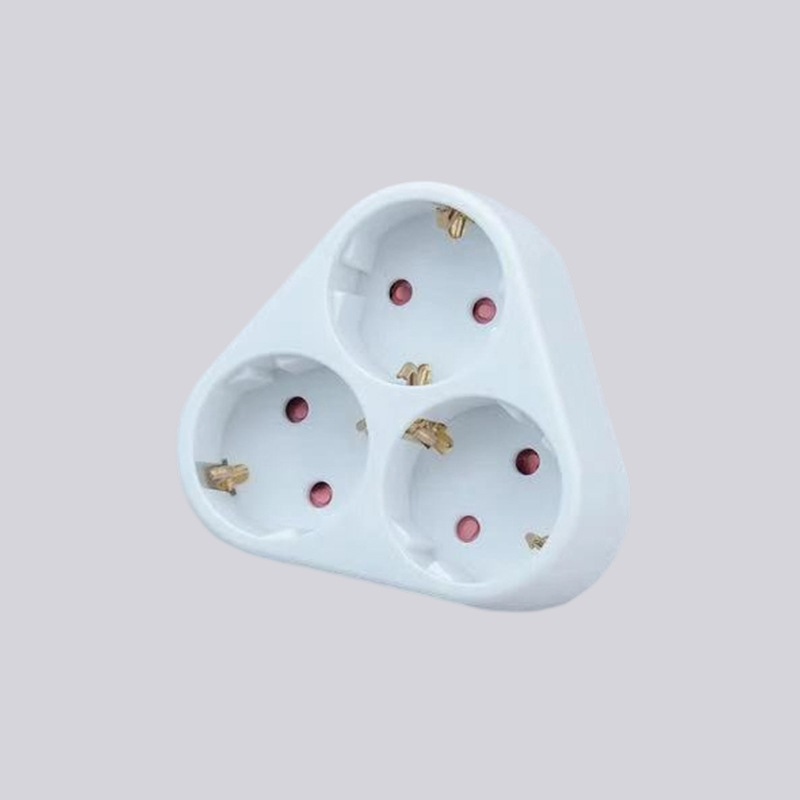 G01-03A adaptador triangular de três plugues redondos tipo alemão