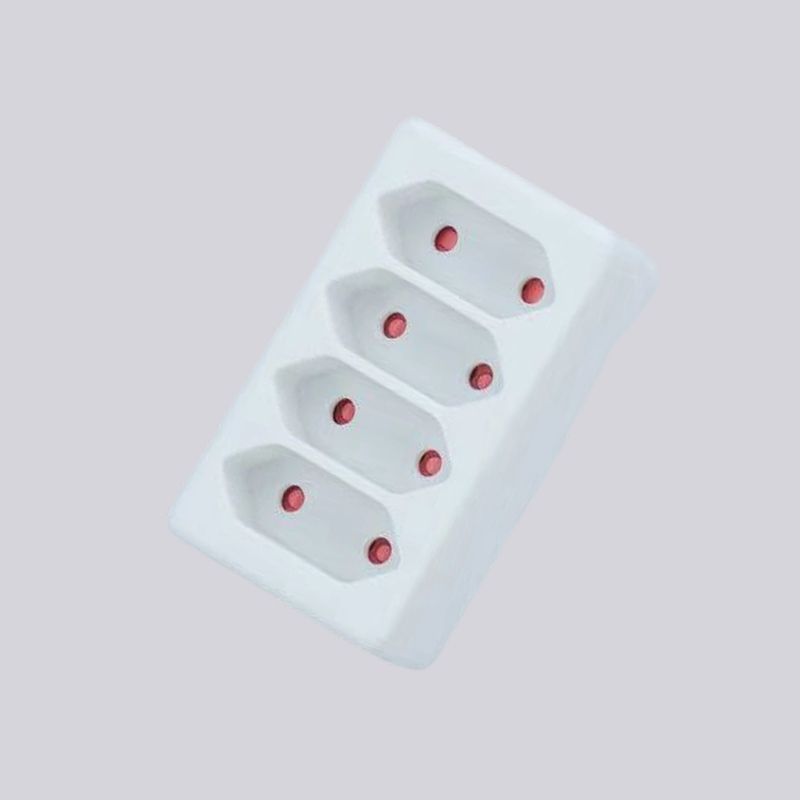 Adaptador de quatro plugues planos tipo alemão G01/4